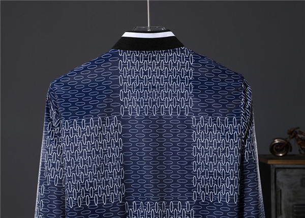 ブランドジャケット側面デザイン